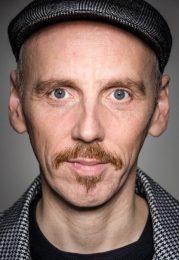 Ewen Bremner