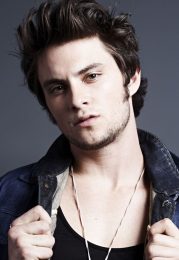 Shiloh Fernandez