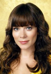 Anna Friel