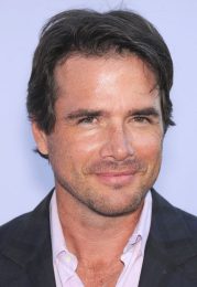 Matthew Settle