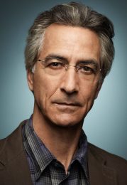 David Strathairn