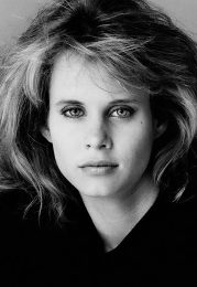 Lori Singer