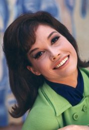 Mary Tyler Moore